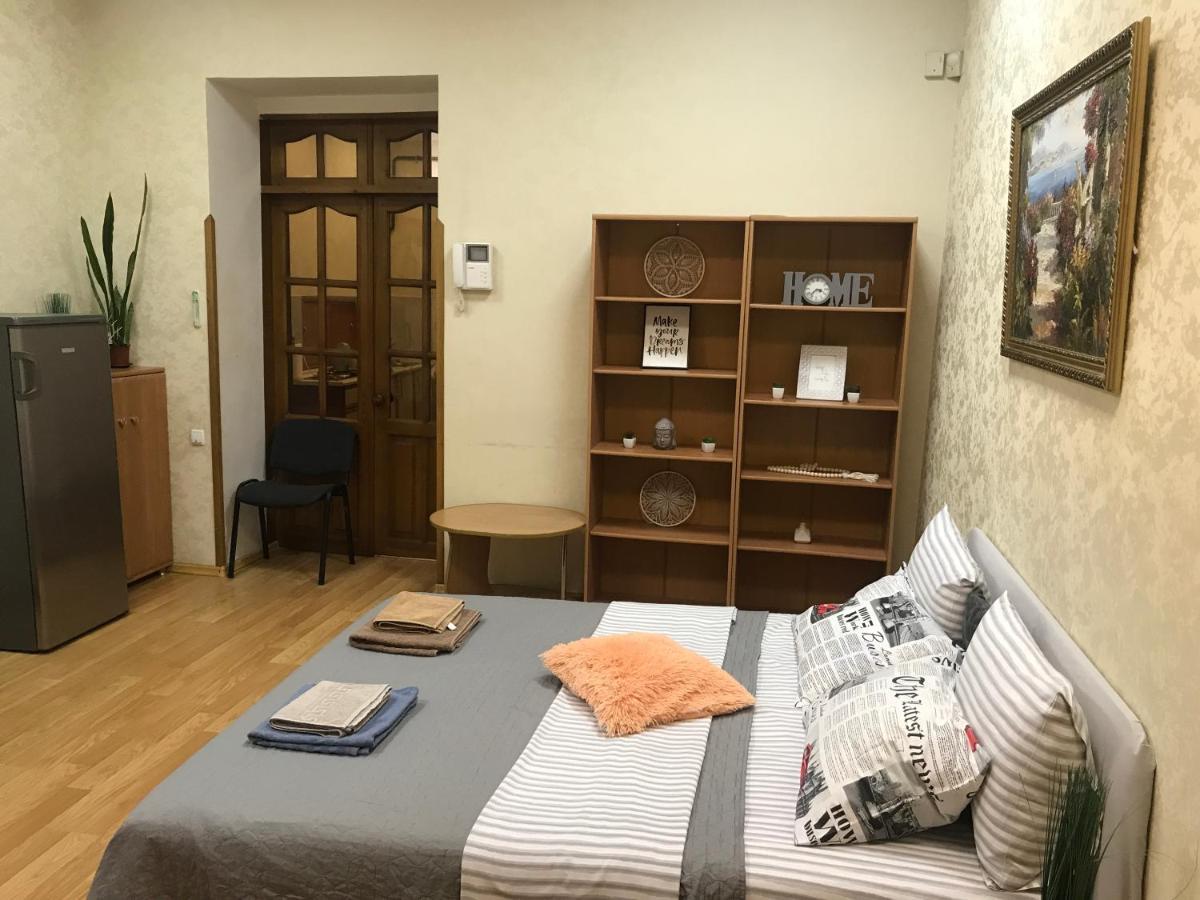 Uspenskay/Pushckinskay Apartment โอเดสซา ภายนอก รูปภาพ